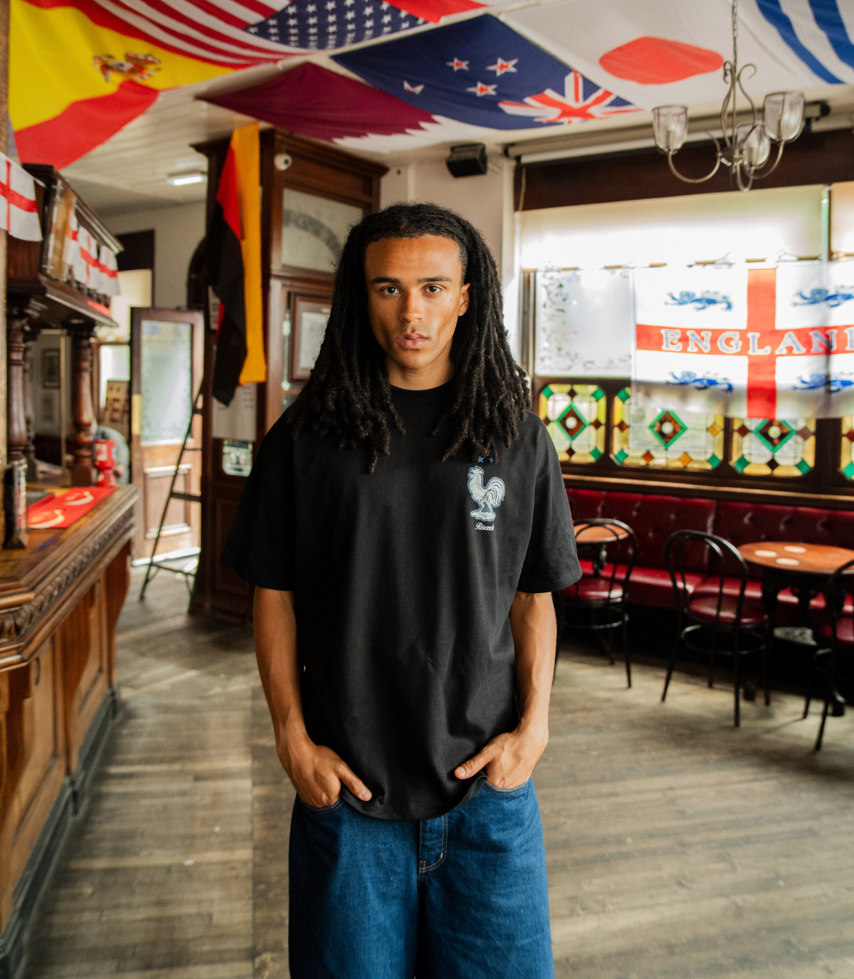 Corner Flag Tee Black